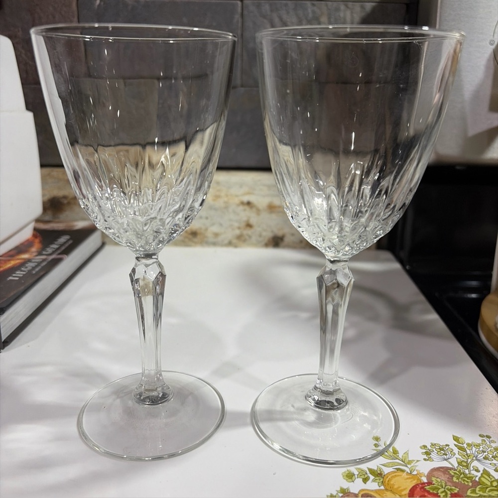 Vintage Luminarc Diamant Cristal D'arques Durand Wine Glass Set of 2